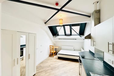 1 bed studio, 5 Avenue D, Sneinton Market, Hockley, Nottingham, NG11DX - Image 1